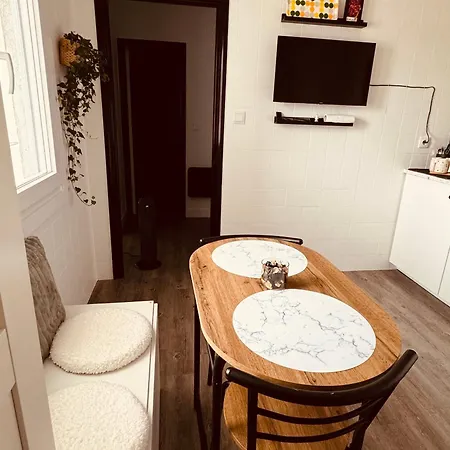 Caminante Feliz, 4 Piso, Escaleras Appartement Melide