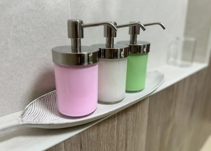 Caminante Feliz, 4 Piso, Escaleras * Melide