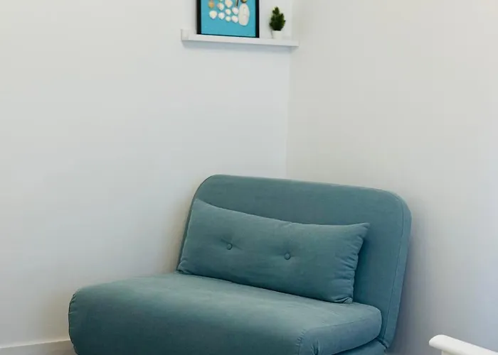 Caminante Feliz, 4 Piso, Escaleras Διαμέρισμα *