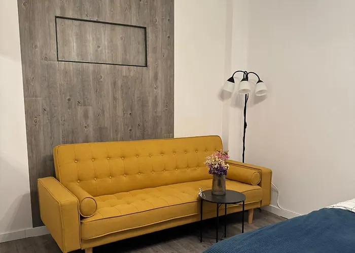 Caminante Feliz, 4 Piso, Escaleras *