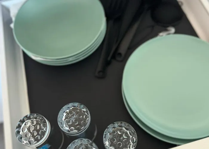 Caminante Feliz, 4 Piso, Escaleras Melide