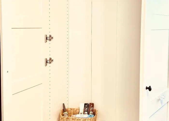 Caminante Feliz, 4 Piso, Escaleras Melide