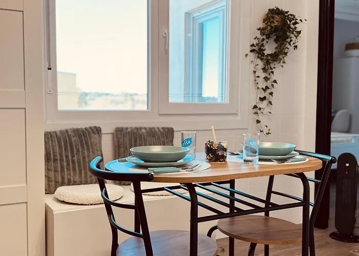 Caminante Feliz, 4 Piso, Escaleras *